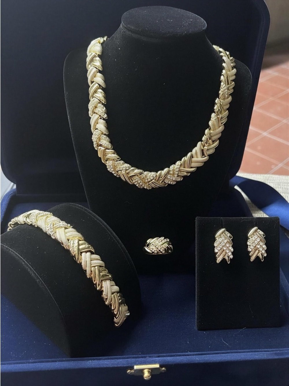 Elegant Gold-Tone Braided Necklace Set - Women Jewelry